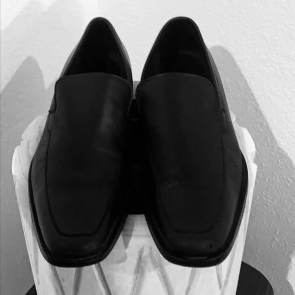 Authentic Hugo Boss signature black leather loafers sz 8.5